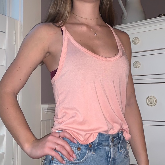 pink tank top - Picture 2 of 5